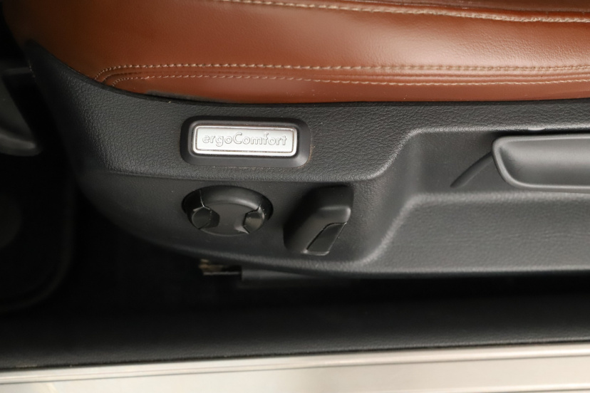 Volkswagen Passat, 2015