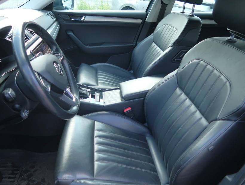 Škoda Superb, 2019