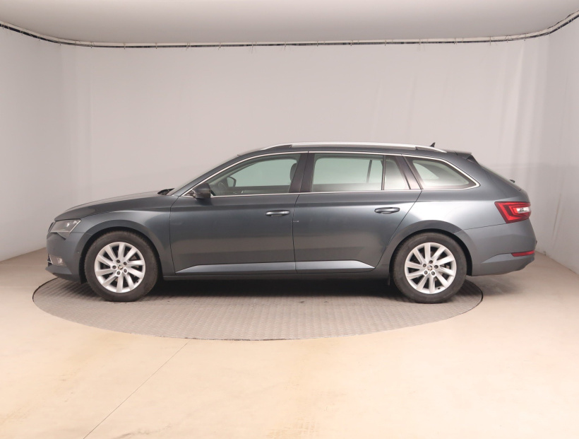 Škoda Superb, 2019