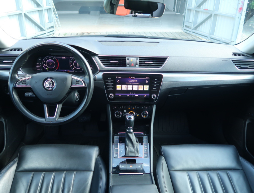 Škoda Superb, 2019