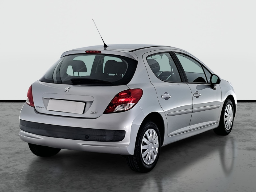 Peugeot 207, 2011