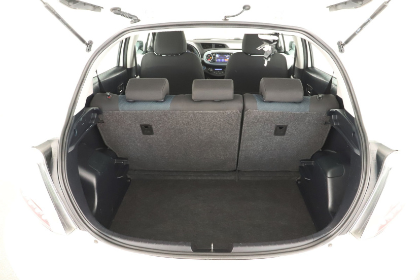 Toyota Yaris, 2012