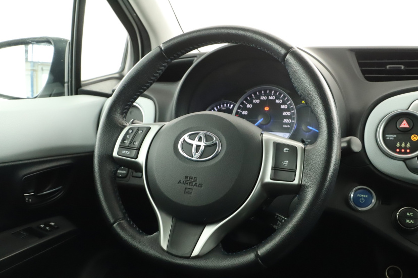 Toyota Yaris, 2012
