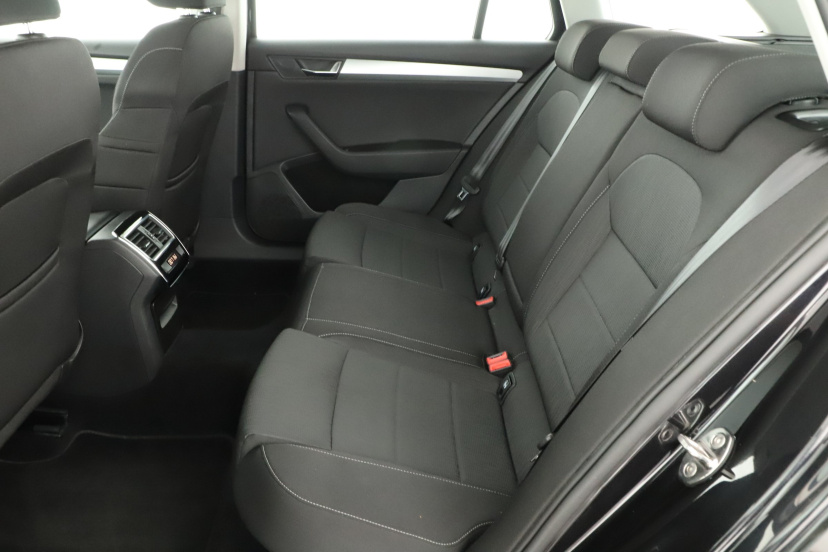 Škoda Superb, 2016