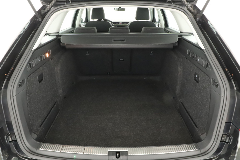 Škoda Superb, 2016