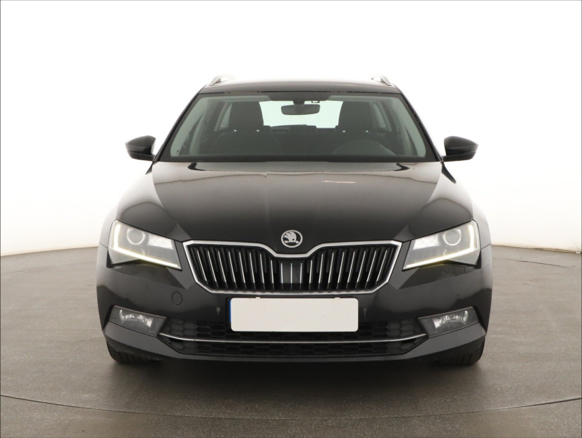 Škoda Superb, 2016