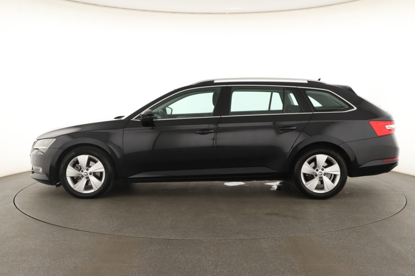 Škoda Superb, 2016