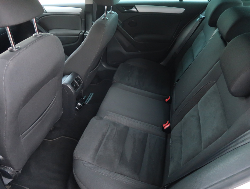 Volkswagen Golf, 2012
