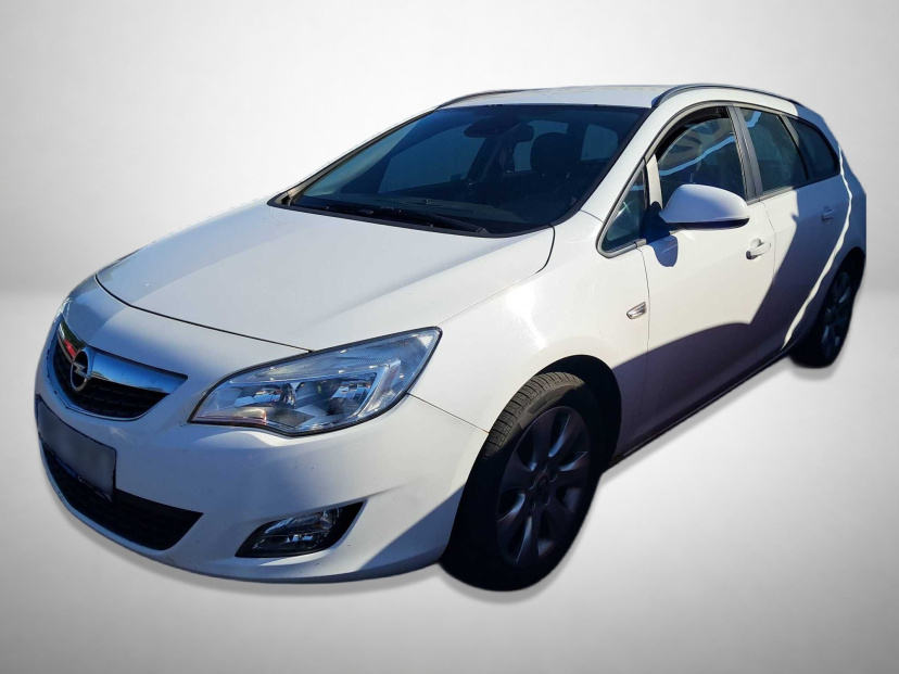 Opel Astra, 2011