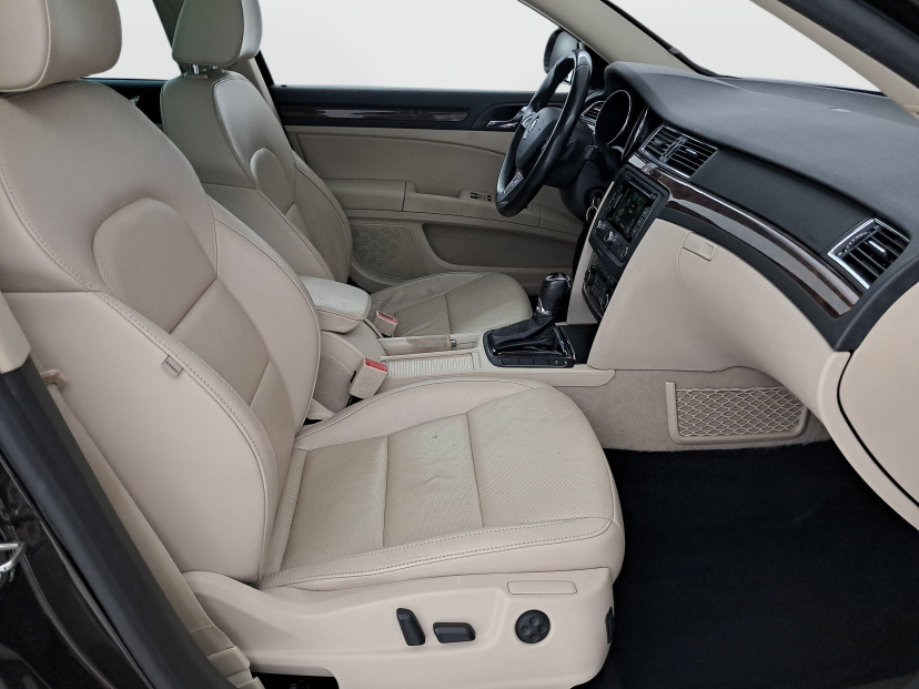 Škoda Superb, 2014