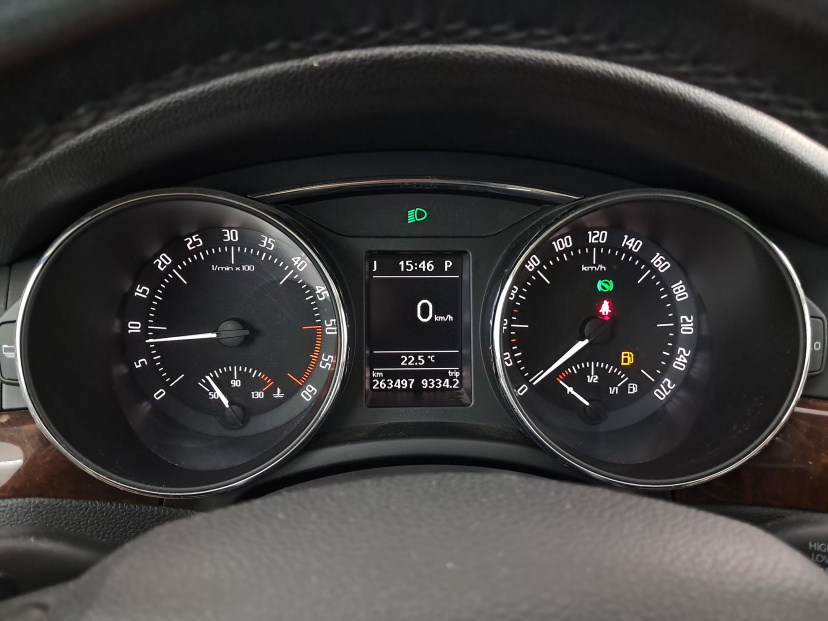 Škoda Superb, 2014