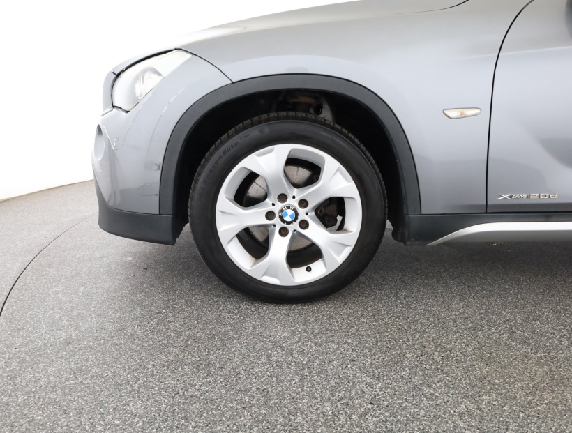 BMW X1, 2011