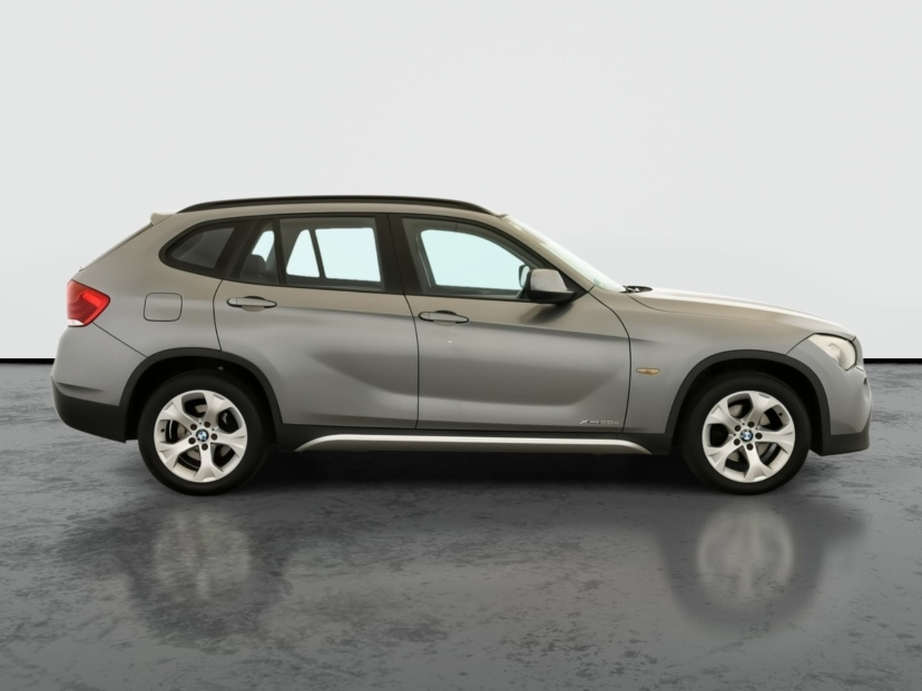 BMW X1, 2011