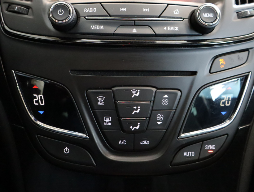 Opel Insignia, 2015