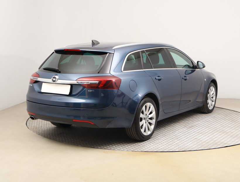Opel Insignia, 2015
