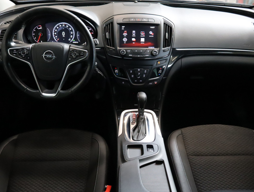 Opel Insignia, 2015
