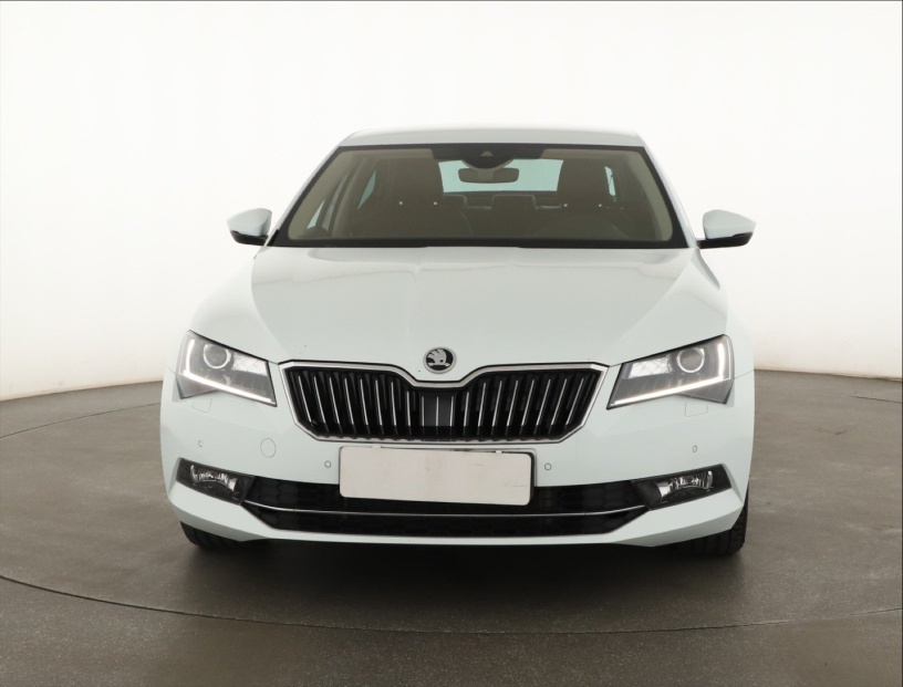 Škoda Superb, 2016