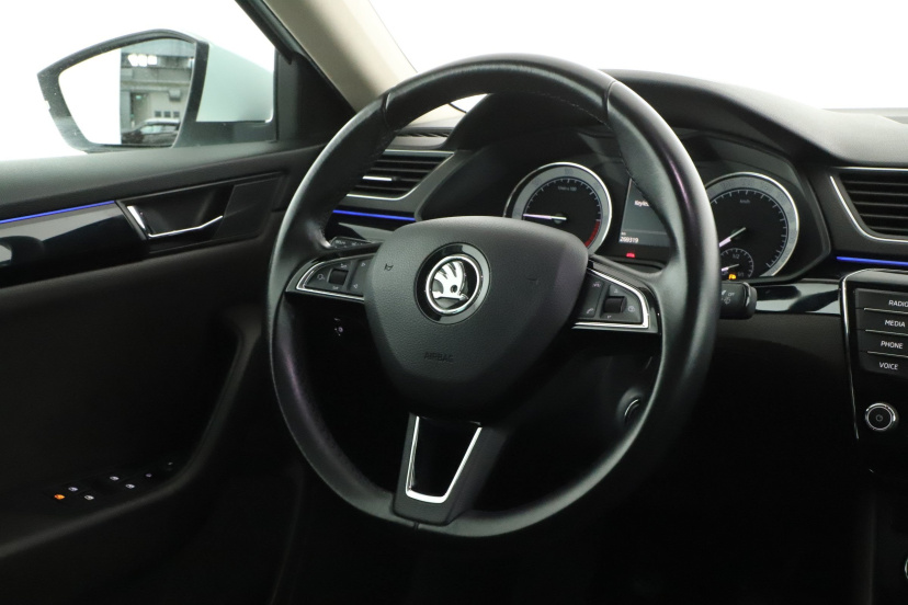 Škoda Superb, 2016