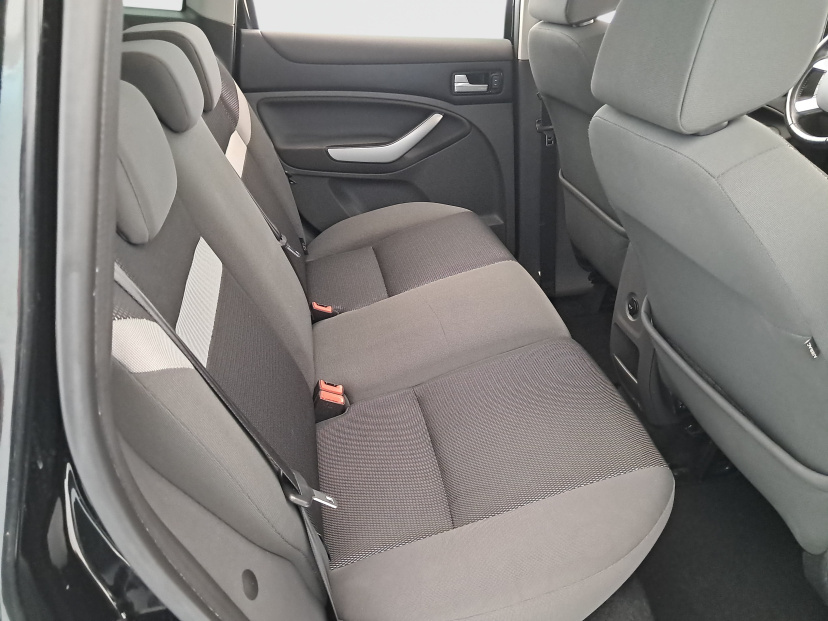 Ford Kuga, 2012