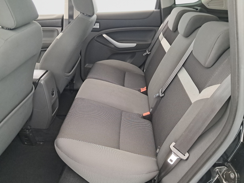 Ford Kuga, 2012