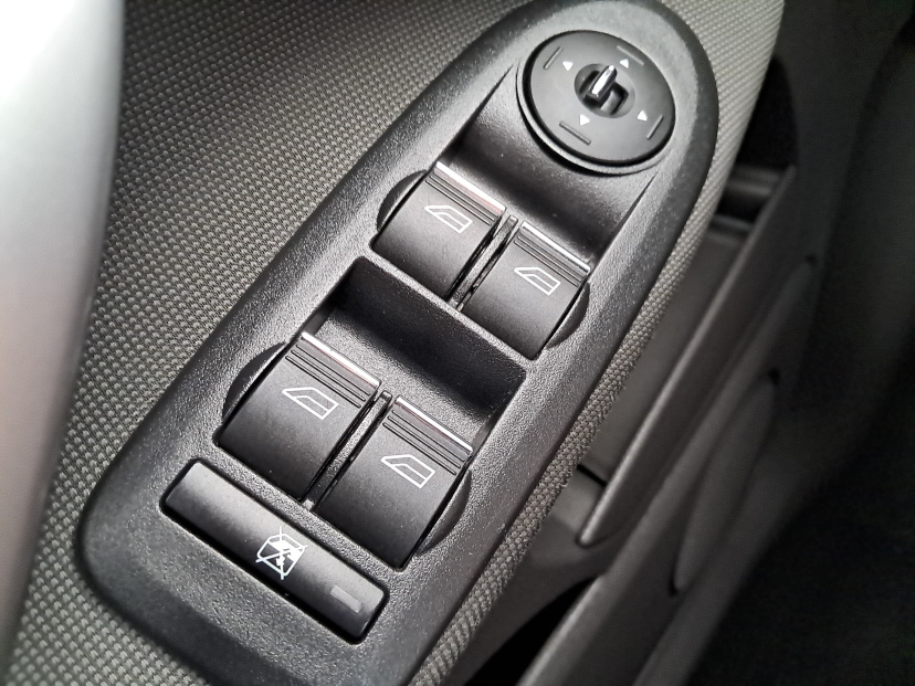 Ford Kuga, 2012