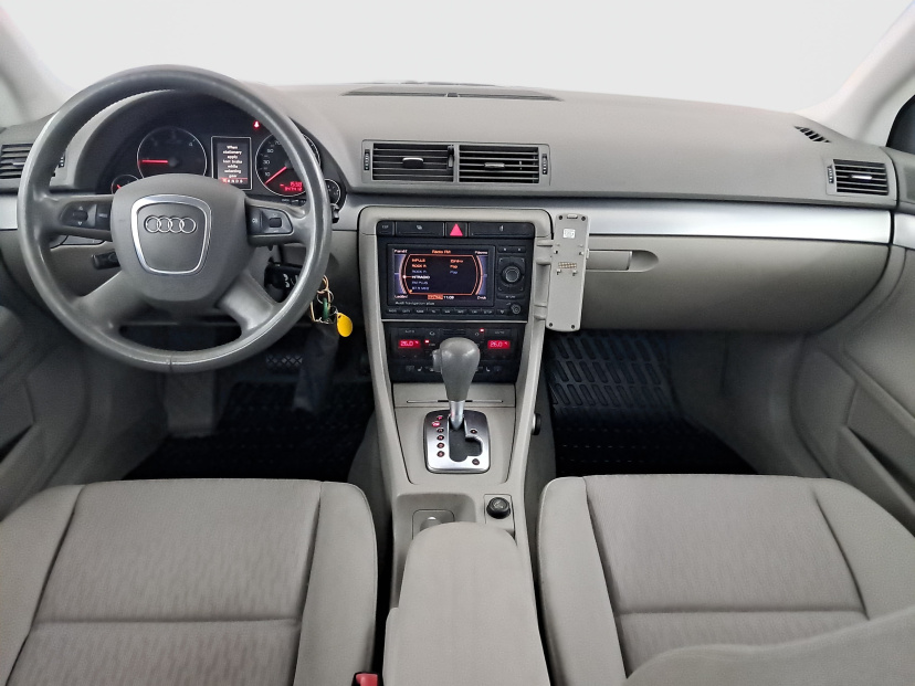 Audi A4, 2005