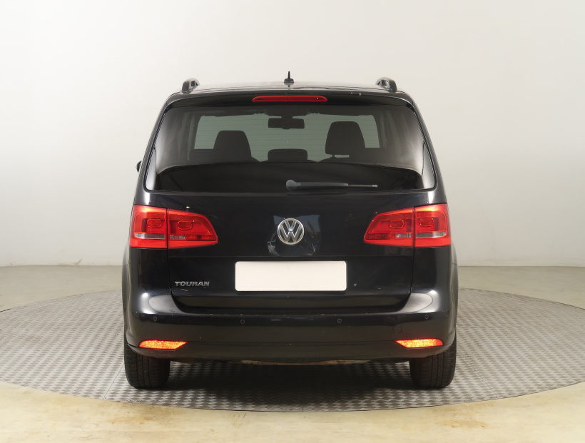 Volkswagen Touran, 2011