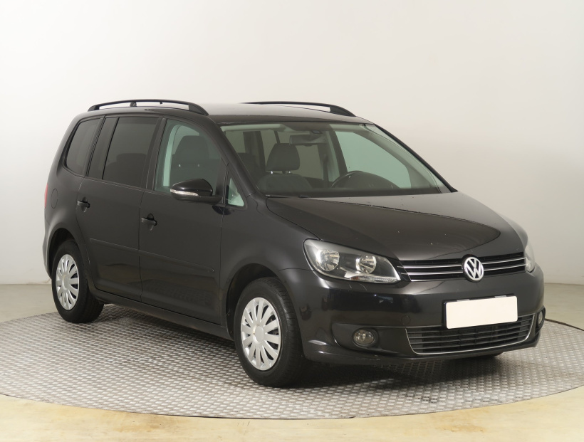 Volkswagen Touran, 2011