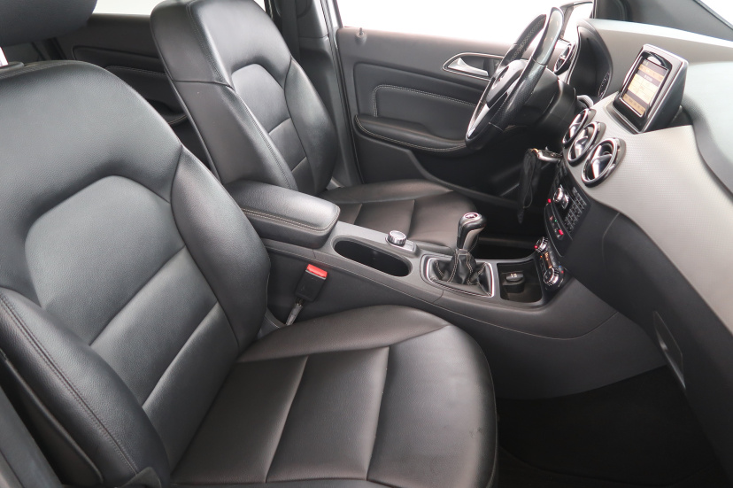 Mercedes-Benz B, 2012