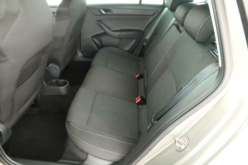 Škoda Rapid Spaceback, 2014