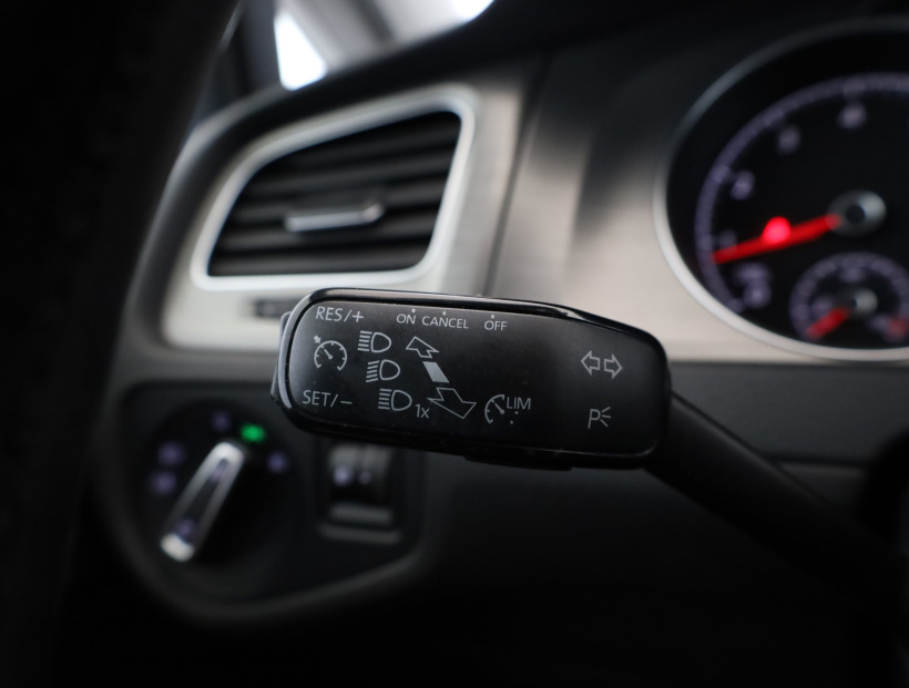 Volkswagen Golf, 2013