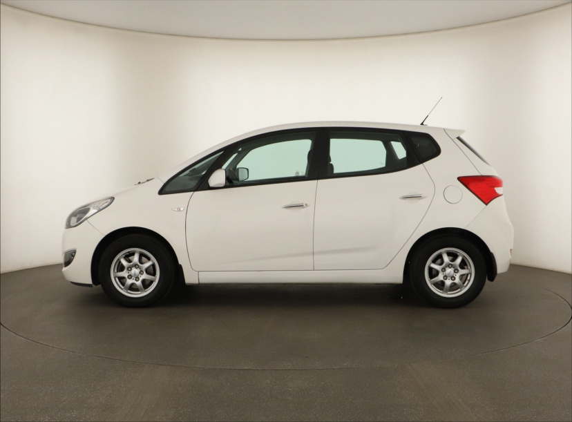 Hyundai ix20, 2012