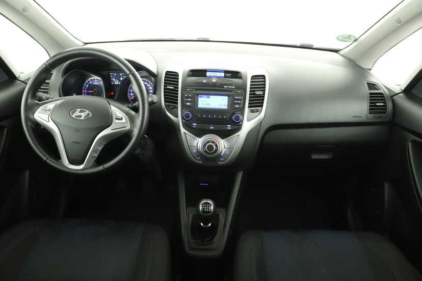 Hyundai ix20, 2012