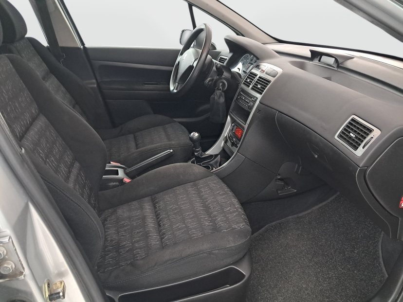 Peugeot 307, 2004