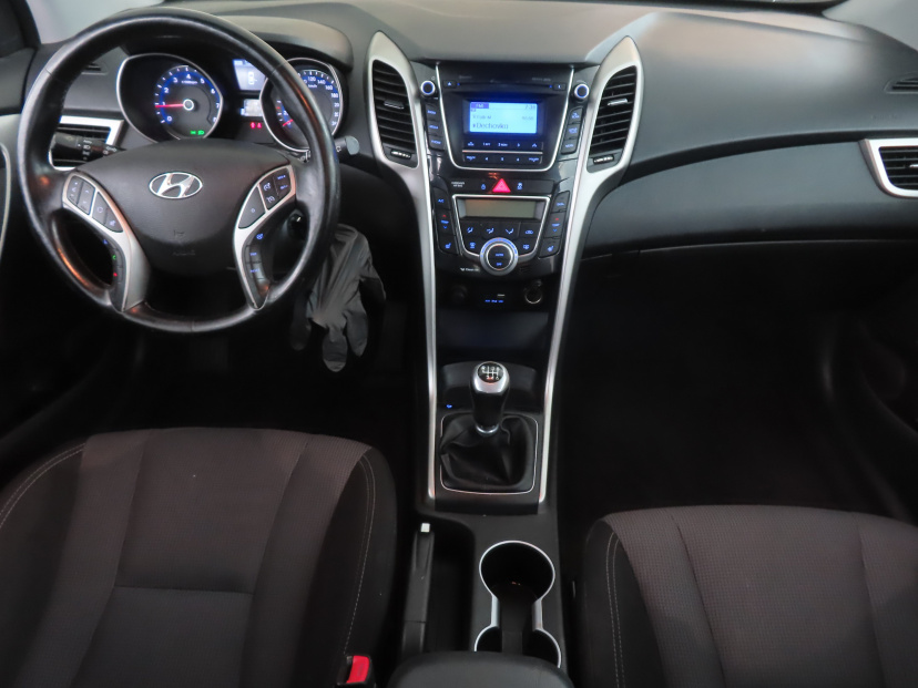 Hyundai i30, 2016