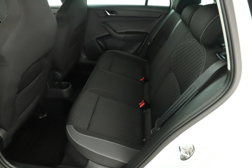 Škoda Rapid Spaceback, 2015