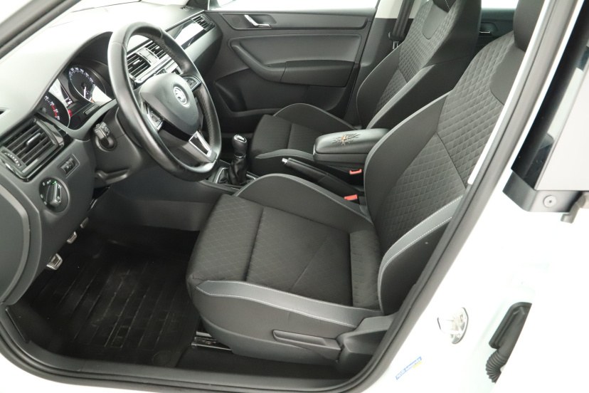 Škoda Rapid Spaceback, 2015