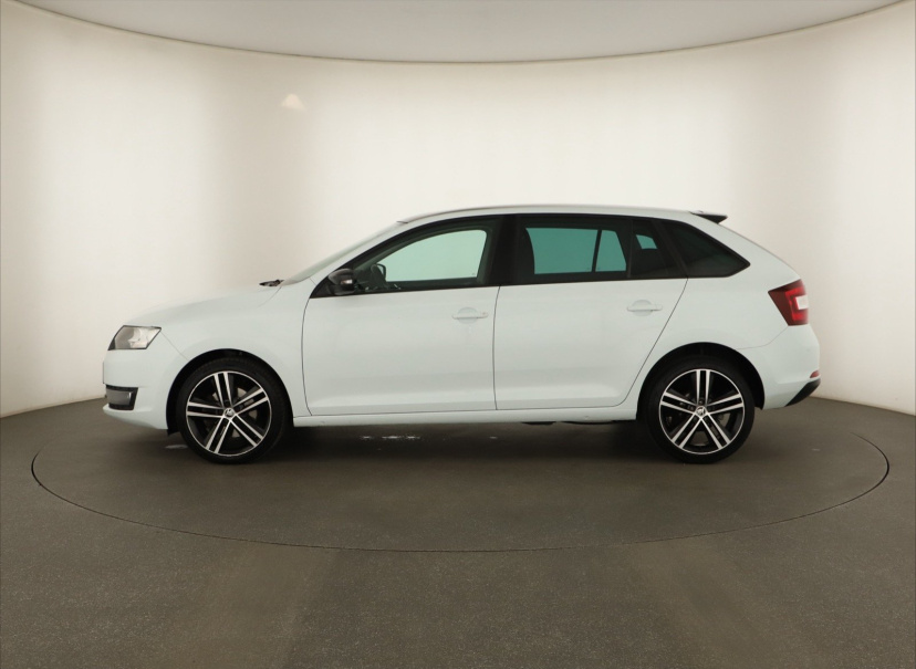 Škoda Rapid Spaceback, 2015
