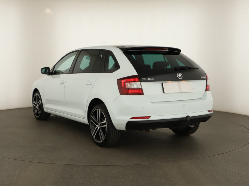 Škoda Rapid Spaceback, 2015