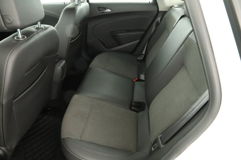 Opel Astra, 2014