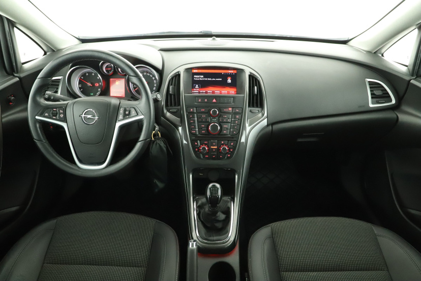 Opel Astra, 2014