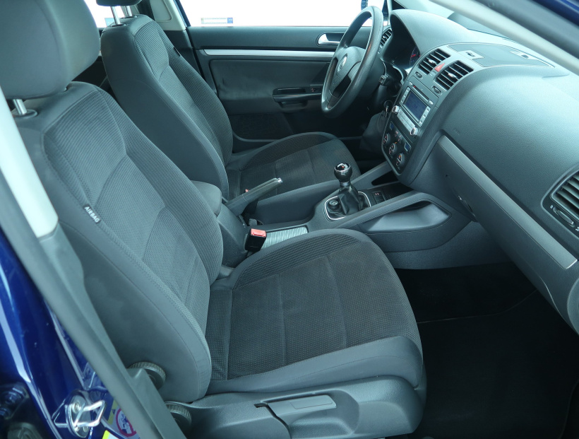 Volkswagen Jetta, 2008