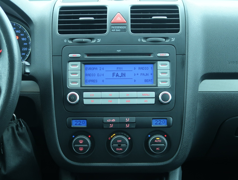 Volkswagen Jetta, 2008