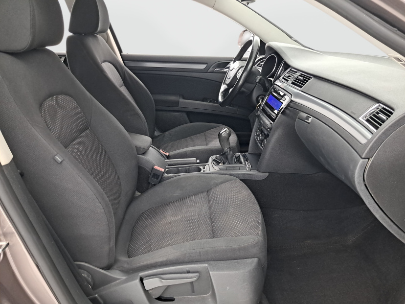 Škoda Superb, 2010