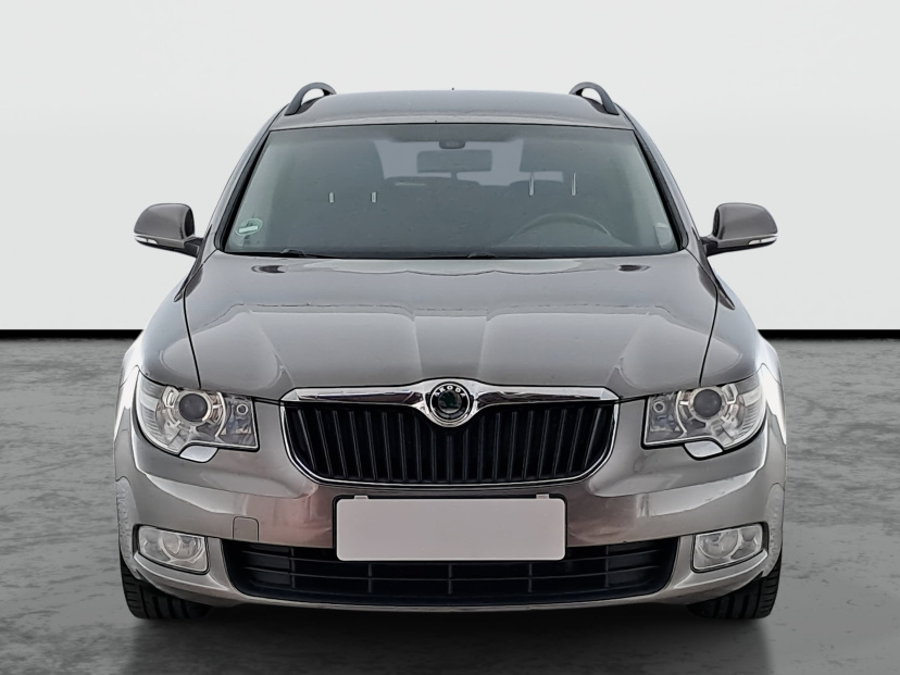 Škoda Superb, 2010