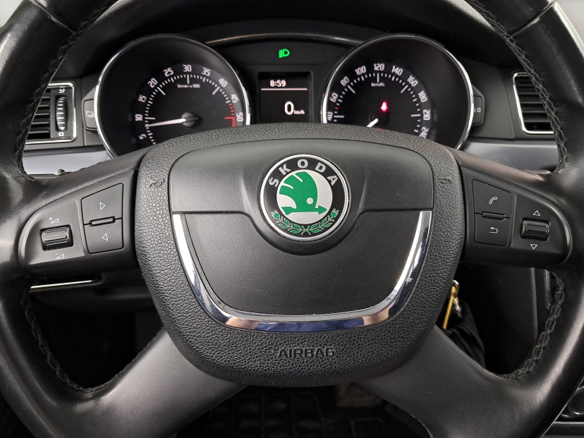 Škoda Superb, 2010