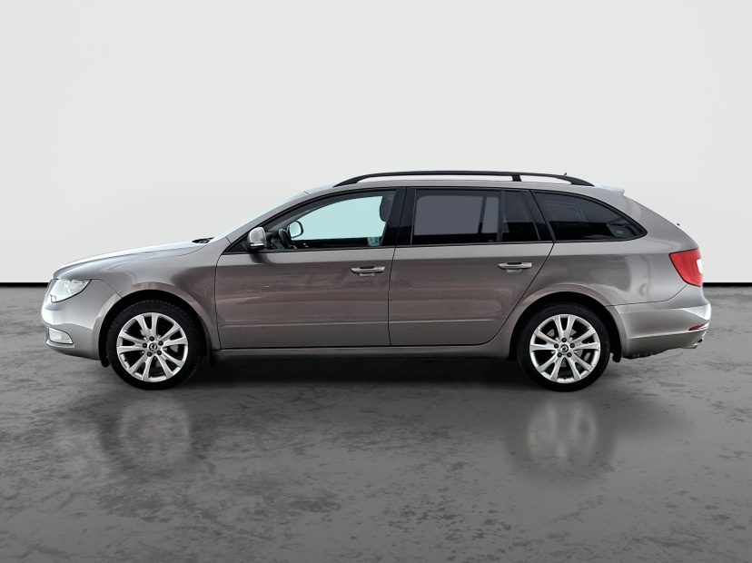 Škoda Superb, 2010