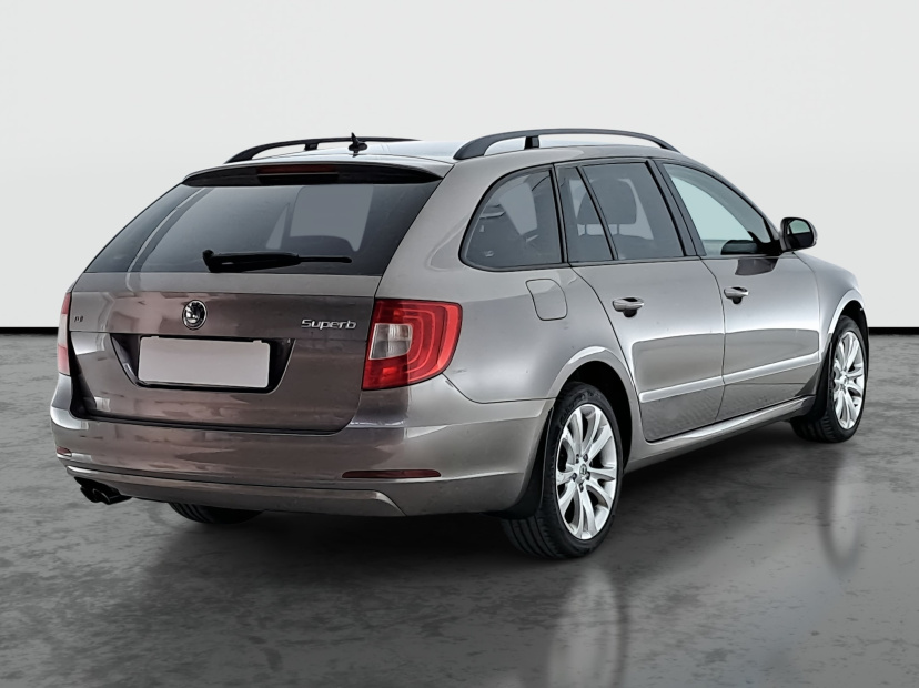 Škoda Superb, 2010