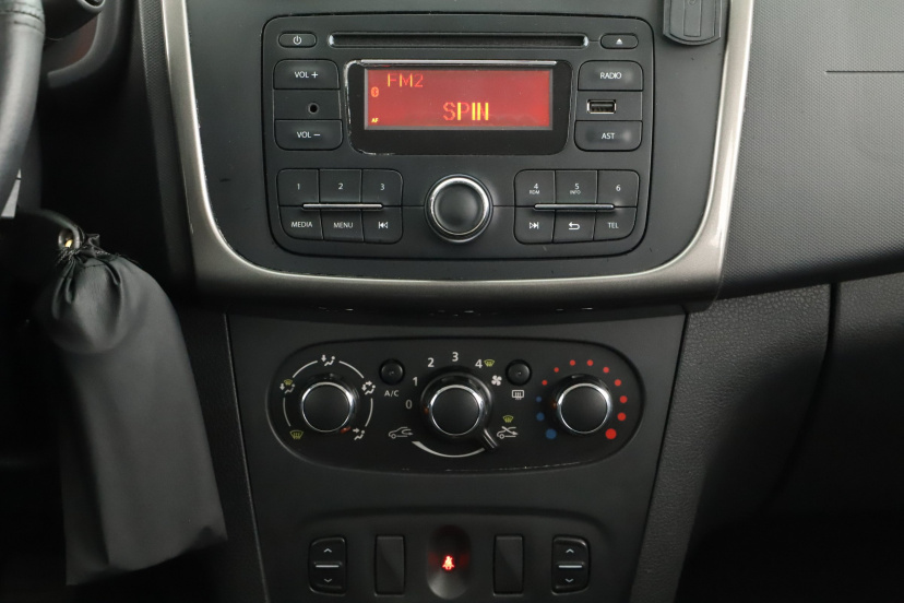 Dacia Logan, 2015