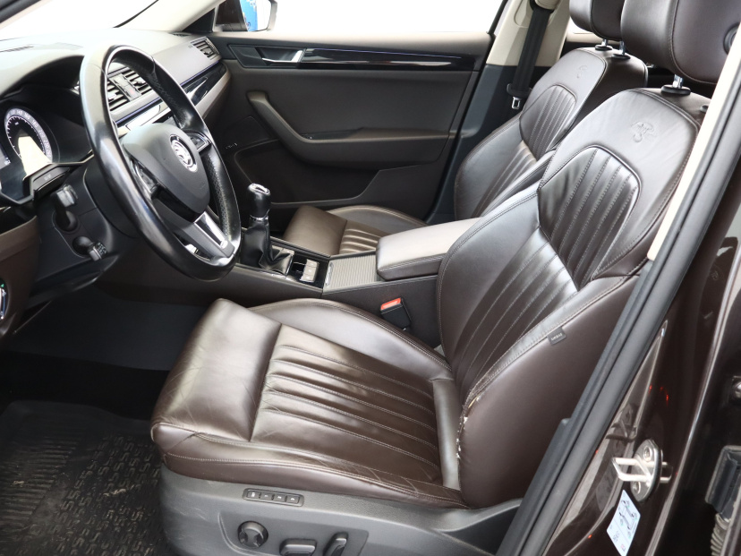 Škoda Superb, 2016